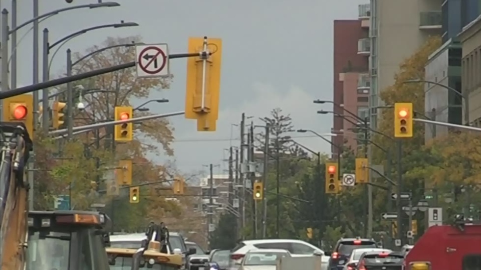 Traffic light synchronization should London | CTV News