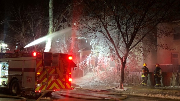 Early-morning fire closes block of Maryland Street | CTV News