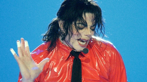 Michael Jackson's Glove Sells for $190K