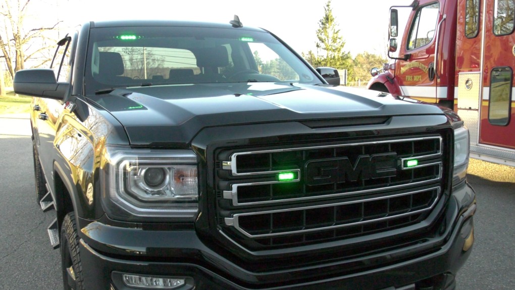 See a green flashing light a vehicle? Eastern Ontario mayor urges you pull over CTV News