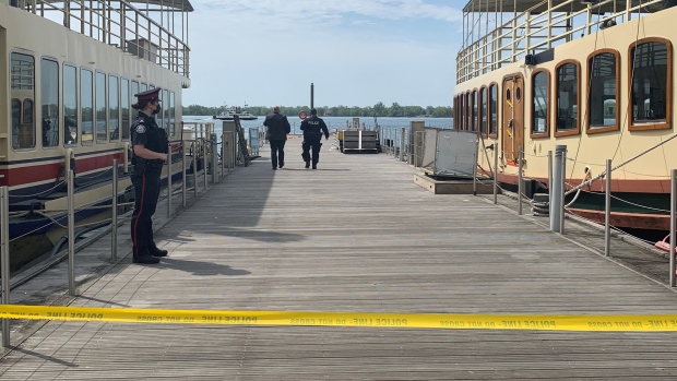Man Drowns After Falling Into Water Near Torontos Harbourfront Ctv News 