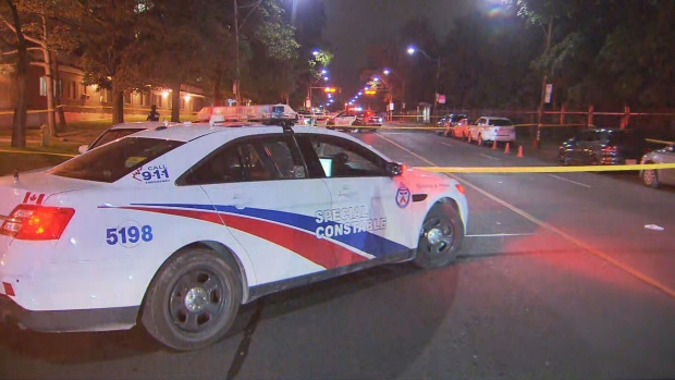 Man in serious condition after shooting in downtown Toronto