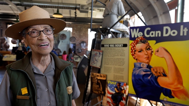 Oldest active park ranger in U.S. retires at 100