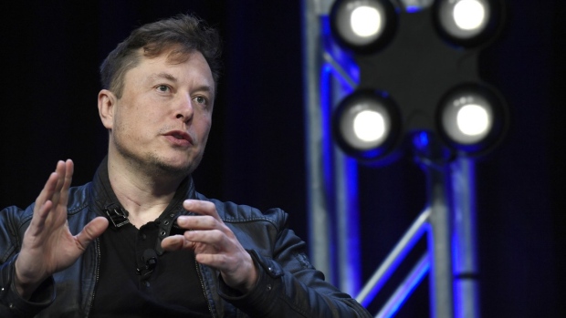 Elon Musk no longer joining Twitter's board of directors