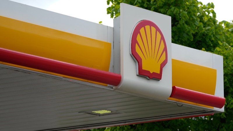 A Shell fuel station in London, on May 5, 2022. (Alastair Grant / AP) 