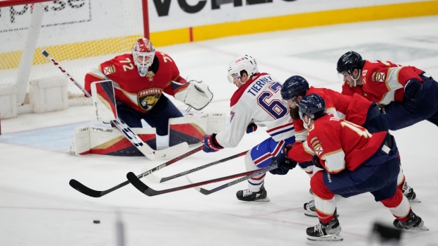 Panthers score team-record 7 goals in 1st, top Canadiens 9-5 - The San  Diego Union-Tribune