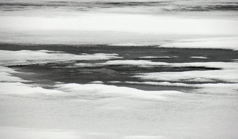 Open water flowing through the ice on Lake Nosbonsing in 2023. (File photo/Eric Taschner/CTV News Northern Ontario)