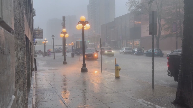 Heavy downpour in Ottawa