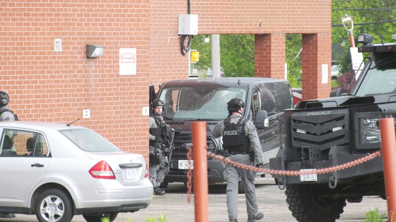 Officers with the Sault police crime suppression unit executed a search warrant Thursday at a residence on East Street. (Mike McDonald/CTV News)