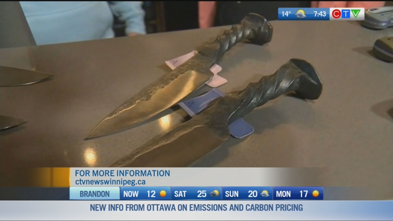 Justin Lamoureux shows off gift ideas for dad  
