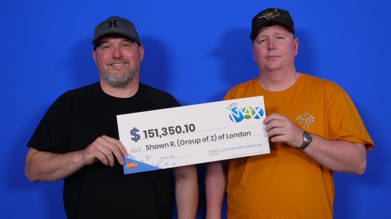 Lotto Max winners Shawn Reid and Jason Andrews from London, Ont. (Source: OLG)