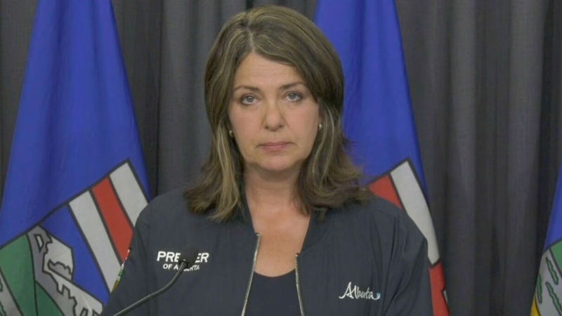 Alberta premier gives emotional wildfire update
