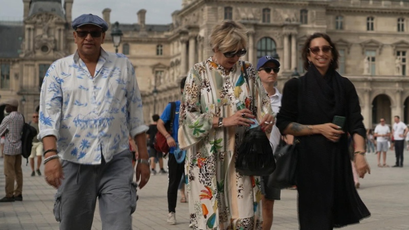 The world has long admired Parisians for their fashion sense, and now that the city is basking in the Olympic spotlight, trends are emerging. (Genevieve Beauchemin/CTV News)