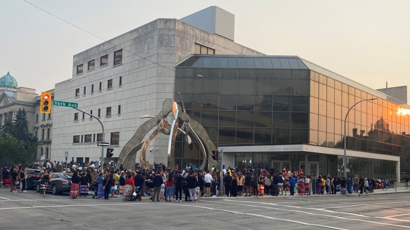 Hundreds pack the streets outside the Winnipeg law courts on Sept. 10, 2024 for a vigil honouring late AMC Grand Chief Cathy Merrick. (Scott Andersson/CTV News Winnipeg)