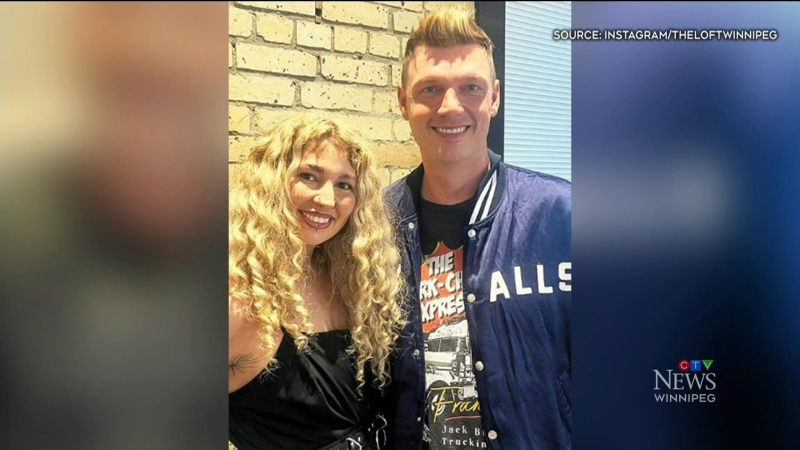 Nick Carter gets hair cut in Winnipeg