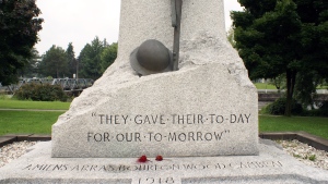 Canadians across the country mark Remembrance Day