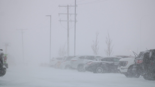 A wave of snow and high winds contributed to poor visibility and road conditions in Regina on Nov. 19, 2024. (David Prisciak/CTV News)