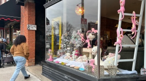 Someone walking into a Walkerville store in Windsor, Ont. on Nov. 23, 2024. (Robert Lothian/CTV News Windsor)