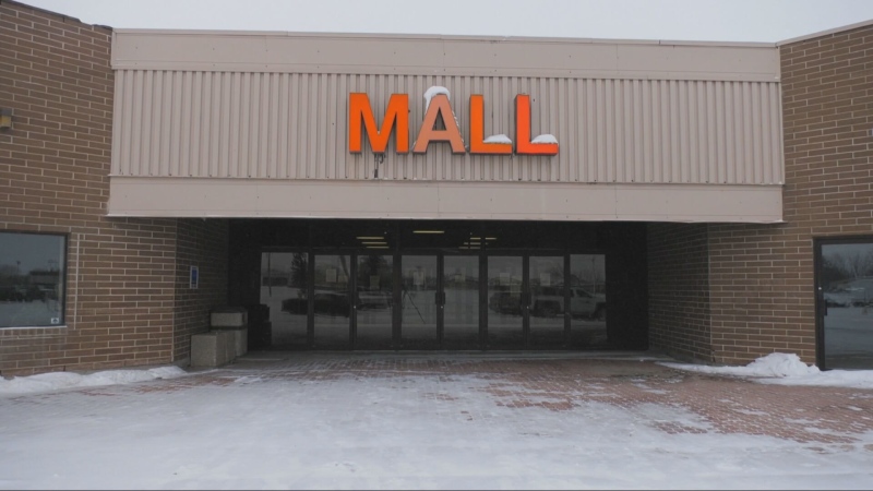 The entrance to Portage la Prairie mall on Nov. 25, 2024. (Jon Hendricks/CTV News Winnipeg)