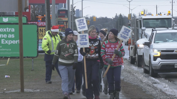 London's postal workers had their final day on the picket line before being ordered back to work, Dec. 16, 2024 (Sean Irvine/CTV News London)