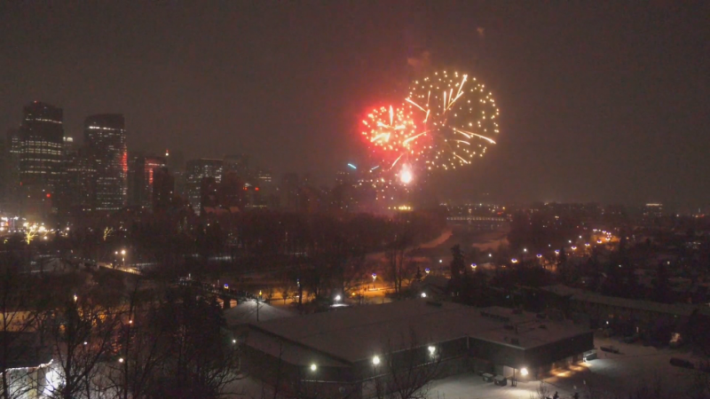 Calgary 2024 NYE fireworks 