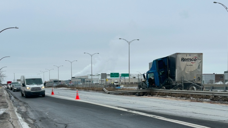 A collision closes Highway 40 eastbound at the Côte-Vertu exit in Montreal. (Anastasia Dextrene/CTV News)