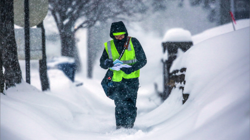 Mail delivery in snow in this file image. Tue., Jan. 7, 2025 (CTV NEWS)