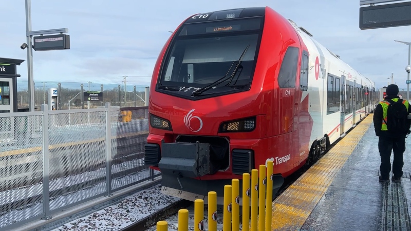 The LRT arriving at Limebank Station on Tuesday, Jan. 7, 2025 (Katelyn Wilson/CTV News). 