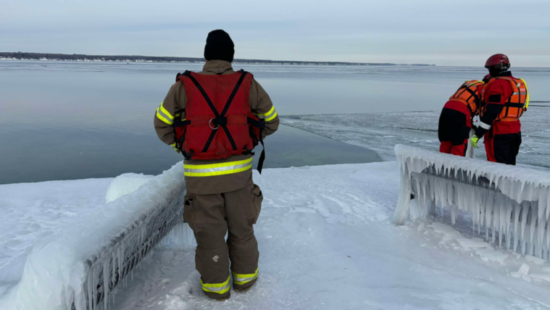 Rescue crews conduct an ice rescue on Lake Simcoe in Innisfil, Ont., on Fri., Jan 10, 2025. (Supplied)