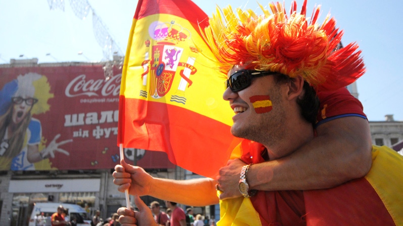 Spain trounces Italy 4-0 in Euro 2012 final | CTV News